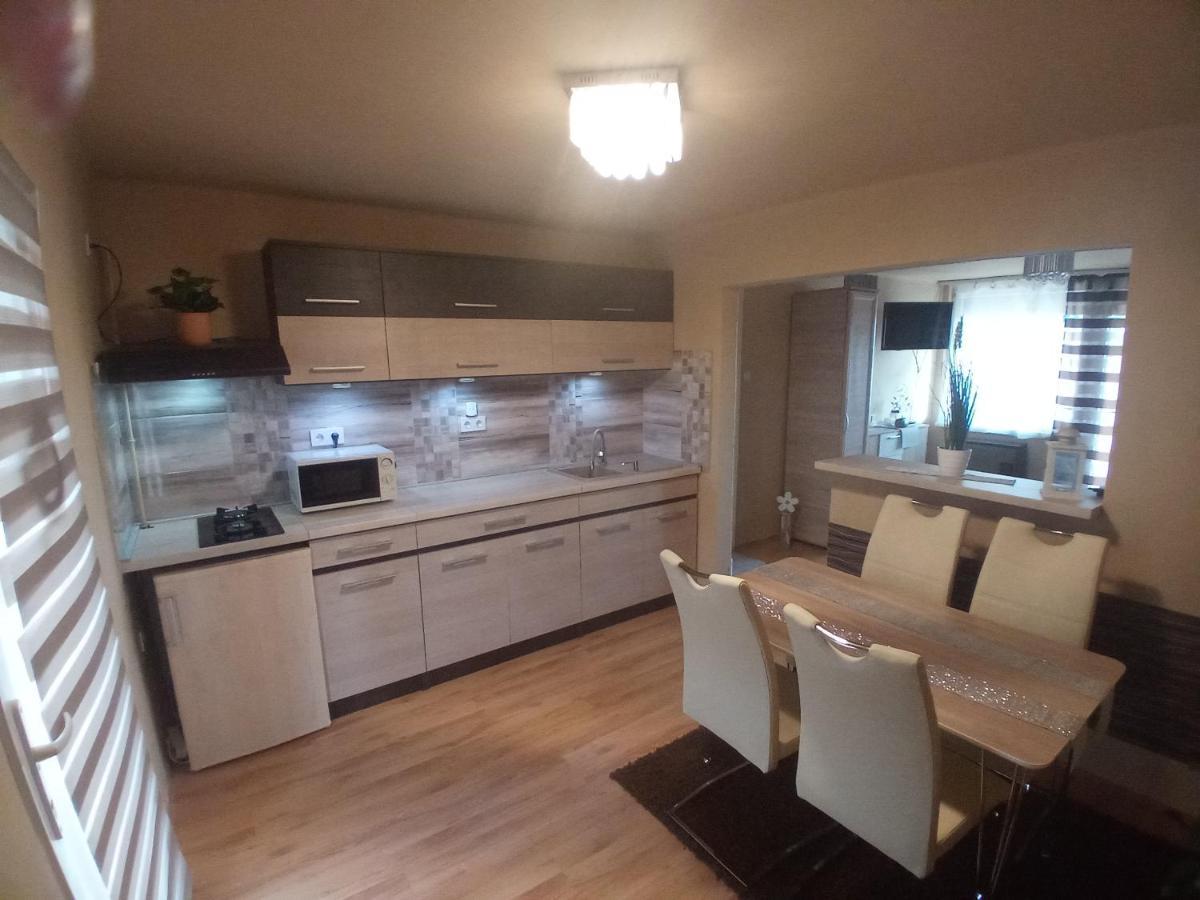 Erna Apartman Zalakaros Ngoại thất bức ảnh